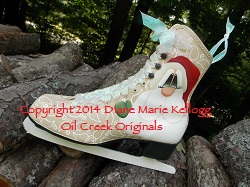 Paisley Santa - Product Image